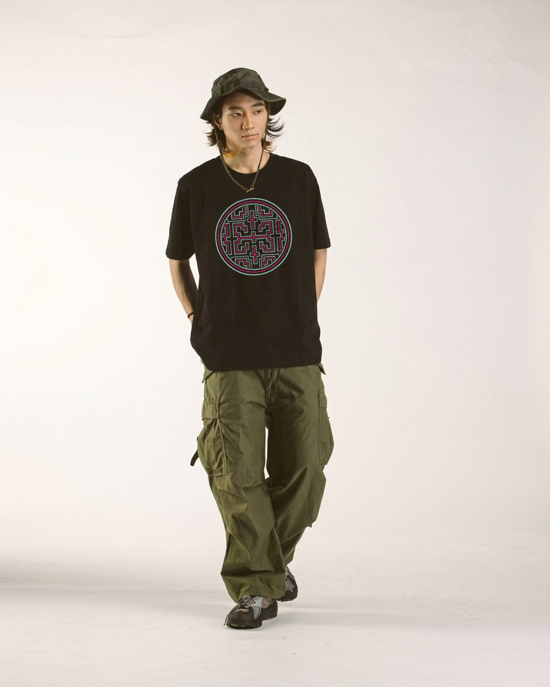 Shipibo Mandala Vision Premium Black Graphic T-Shirt